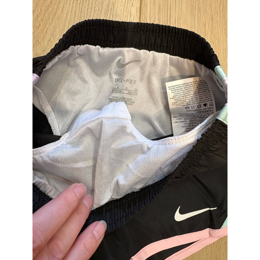 Nike Girls Runners Shorts