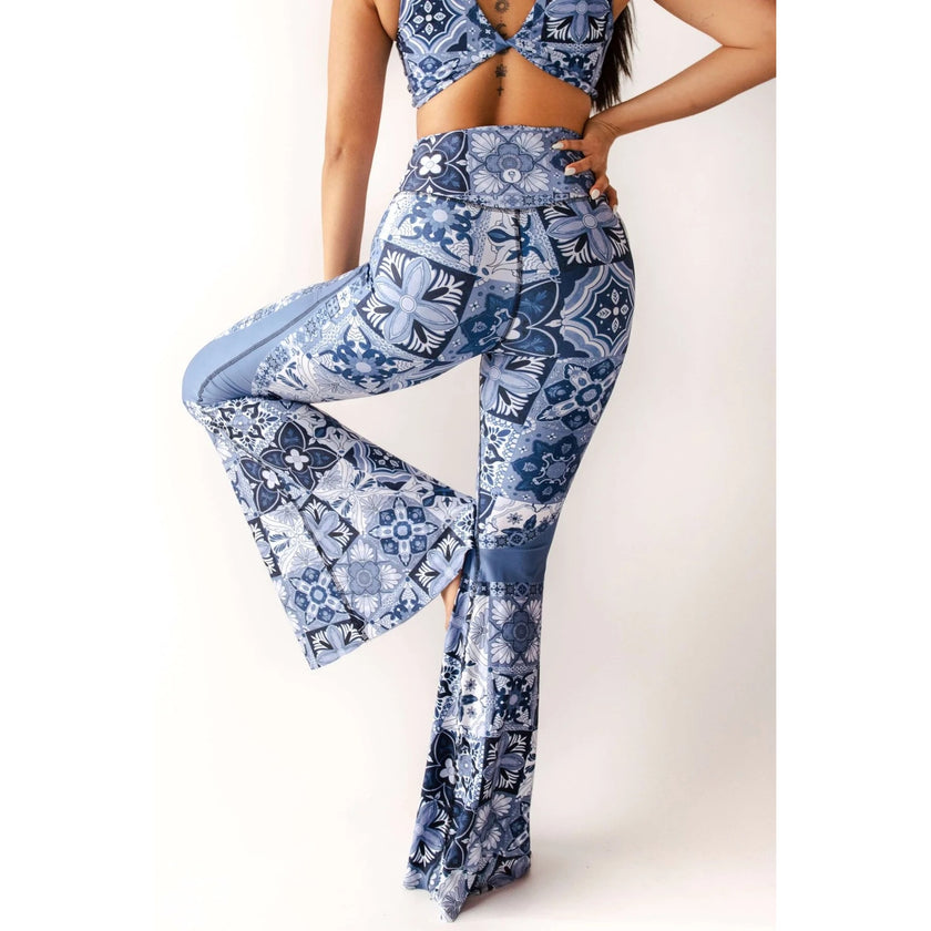 Yoga Democracy Pocket Bell, Mosaic Blue, NWT XS