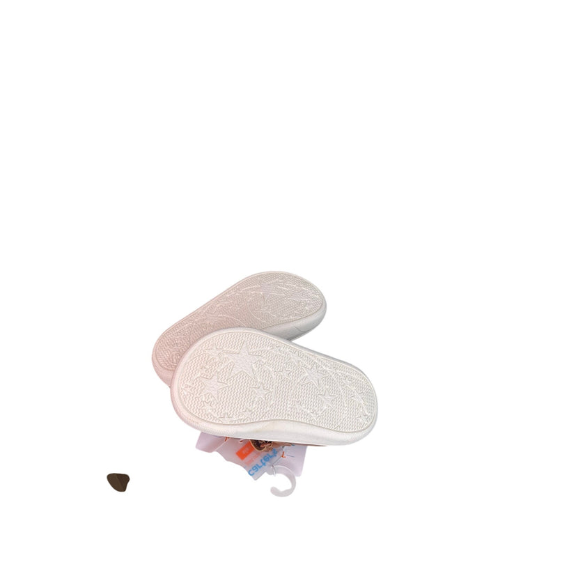 👶 Carter’s Baby Girl Shoes - Size 4