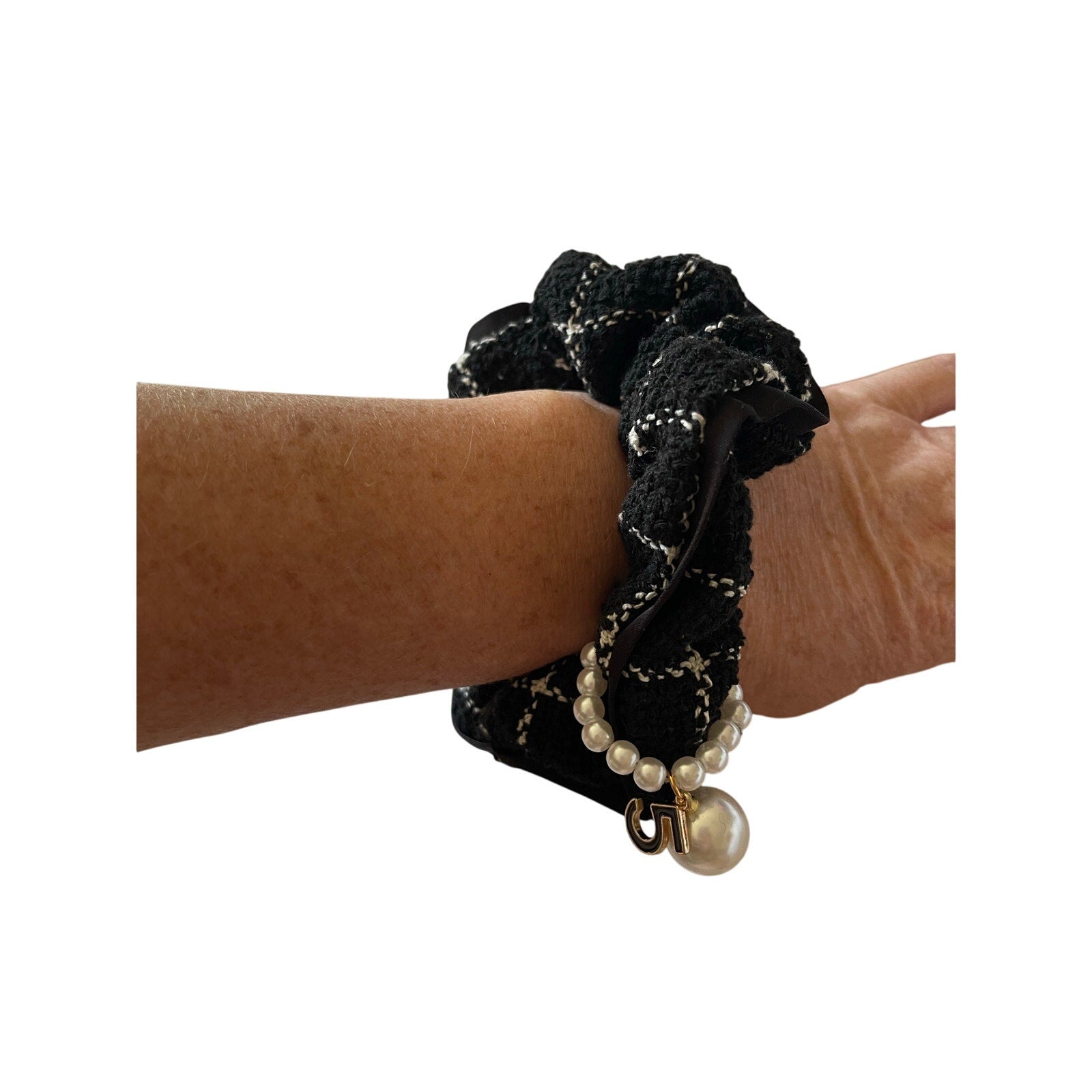 Noir Tweed Pearl Scrunchie