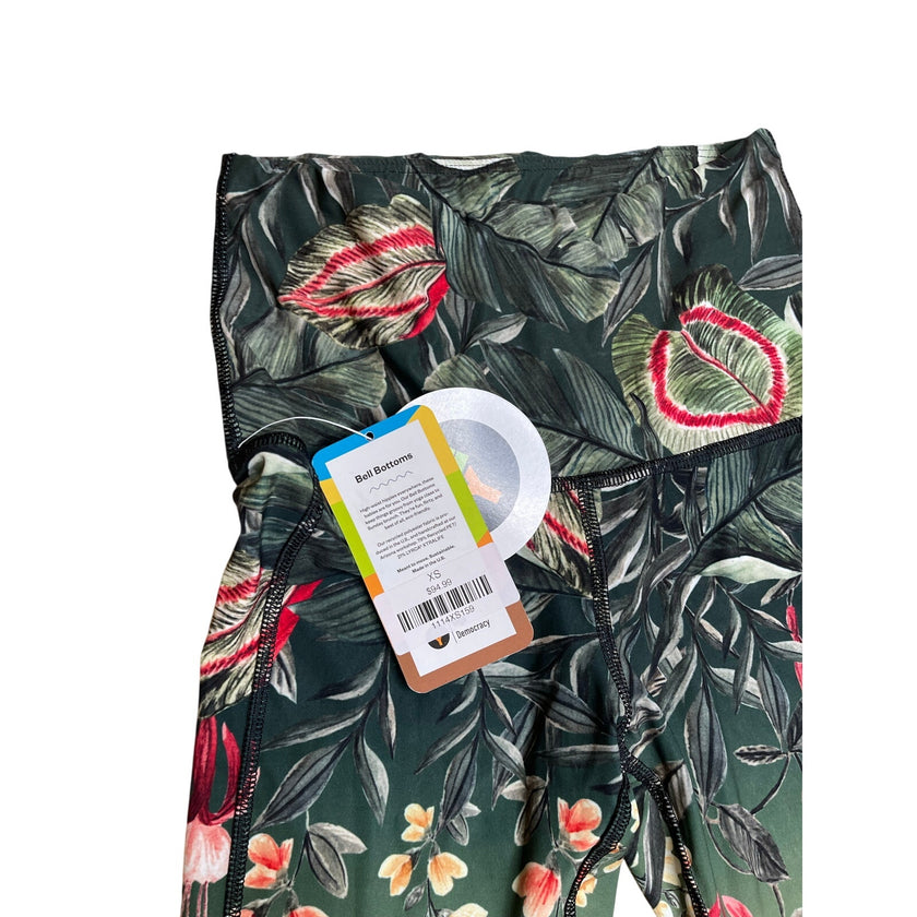 Yoga Democracy, Original Bell, Feeling Ferntastic, NWT, XS