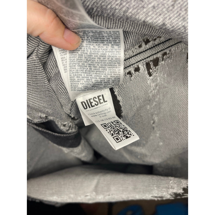 Diesel D-Simply-Over-Fsd NWT size: Medium